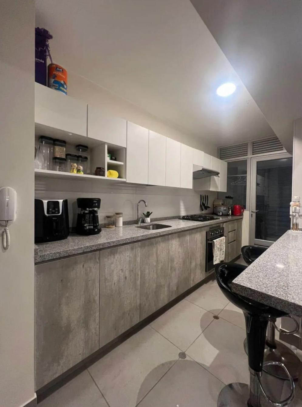 Dormitorio Privado Super Acogedor Y Una Gran Vista A La Ciudad *