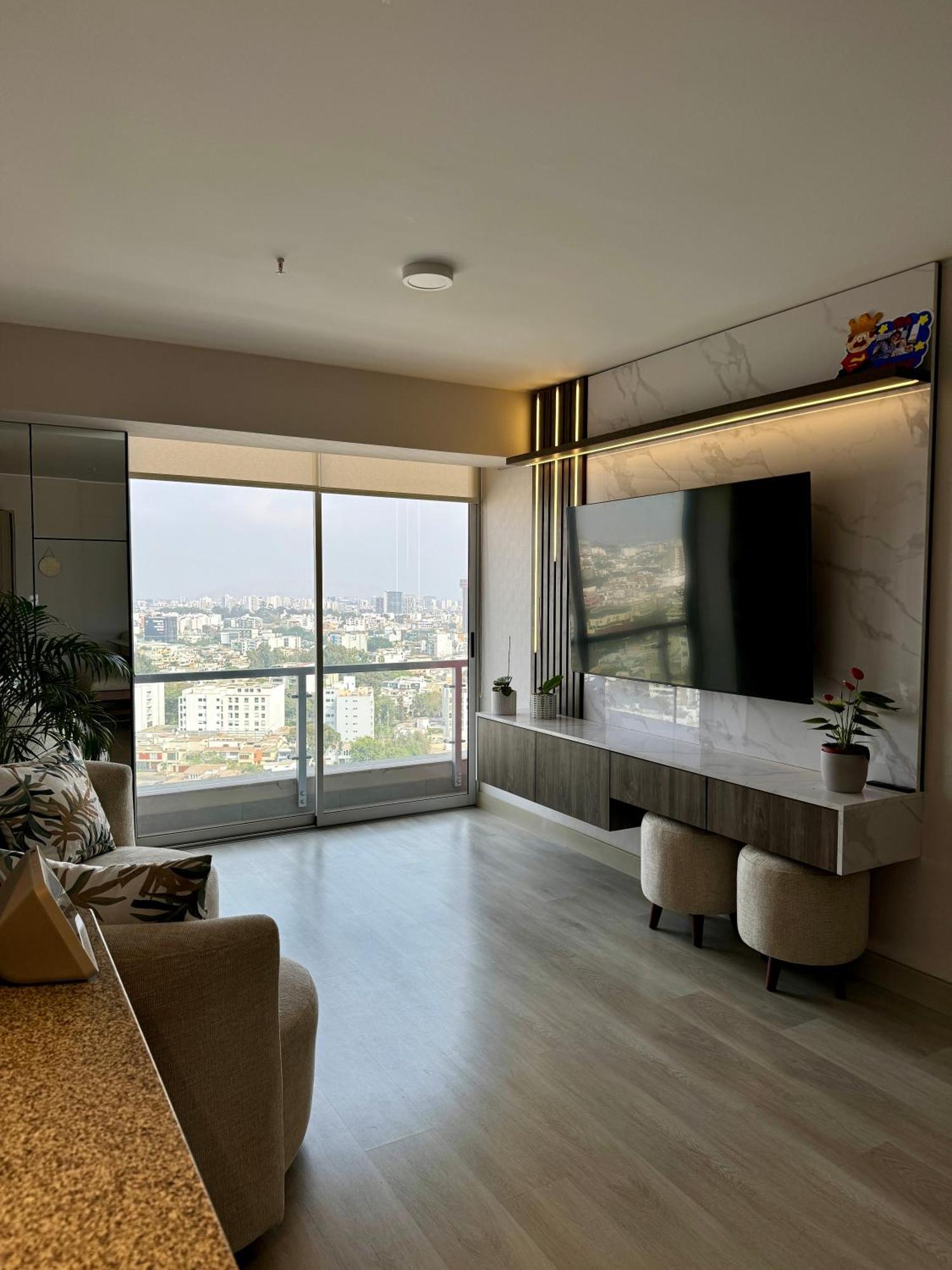 Dormitorio Privado Super Acogedor Y Una Gran Vista A La Ciudad
